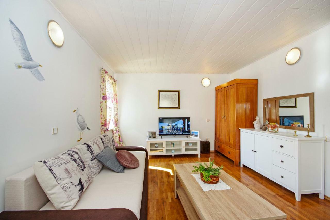 Villa Игране Экстерьер фото